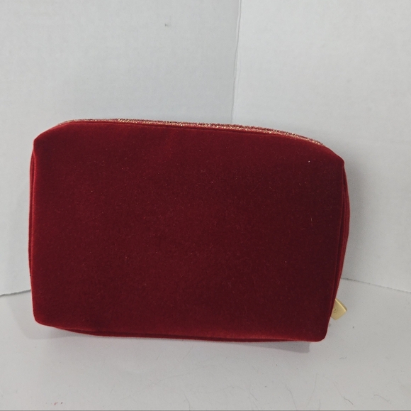 Chanel red cosmetic pouch - Picture 7 of 8